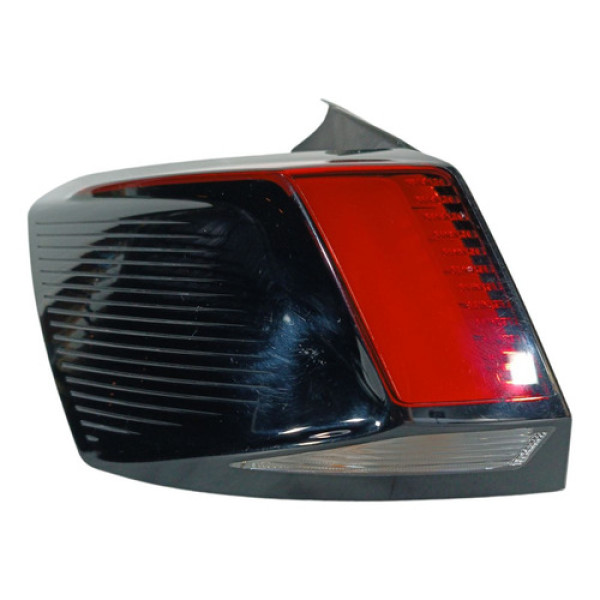 Lanterna Traseira Esquerda Peugeot 3008 2018-2020 Detalhe