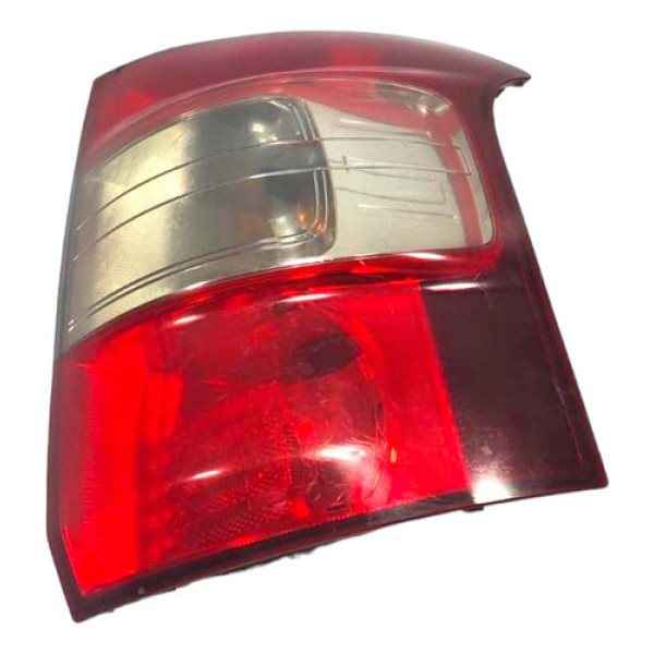 Lanterna Direita Chevrolet Montana 2010 A 2014 Detalhe