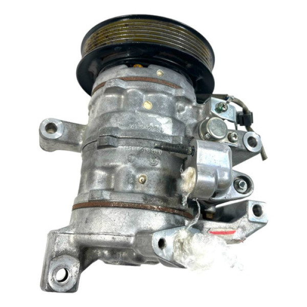 Compressor Ar Condicionado Honda Hrv  1.8 2016-2021 Detalhe