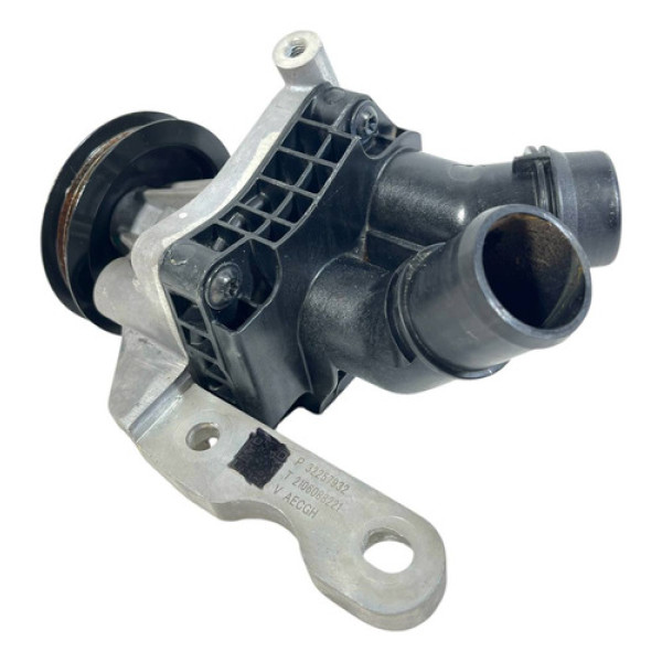 Bomba De Água Volvo Xc40 1.5 Turbo T5 2021-2024