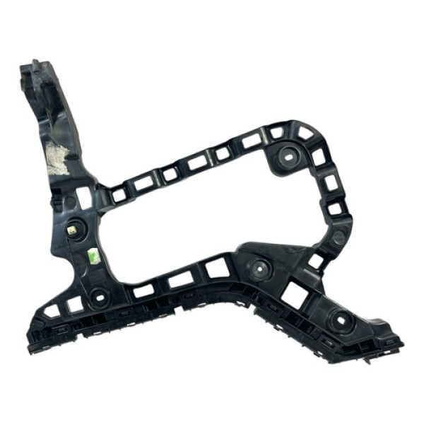 Guia Esquerda Parachoque Traseiro Passat B8 2016-2019