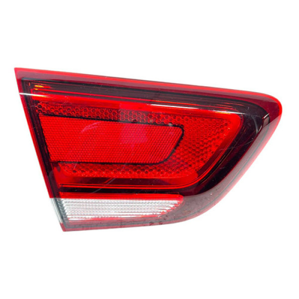 Lanterna Tampa Traseira Esquerda Chevrolet Cobalt 2016-2020