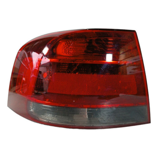 Lanterna Traseira Esquerda Volkswagen Voyage G6 2013-2016
