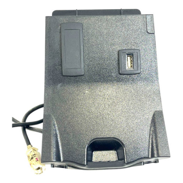 Entrada Usb Console Mercedes A200 Gla200 2013-2016